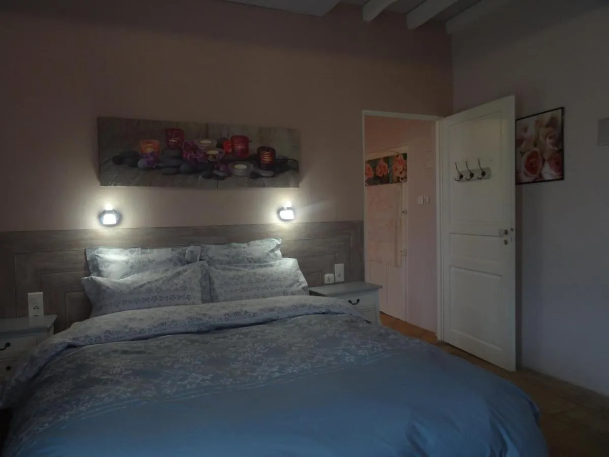 Bed and Breakfast Chambre 4 Personnes à Montain